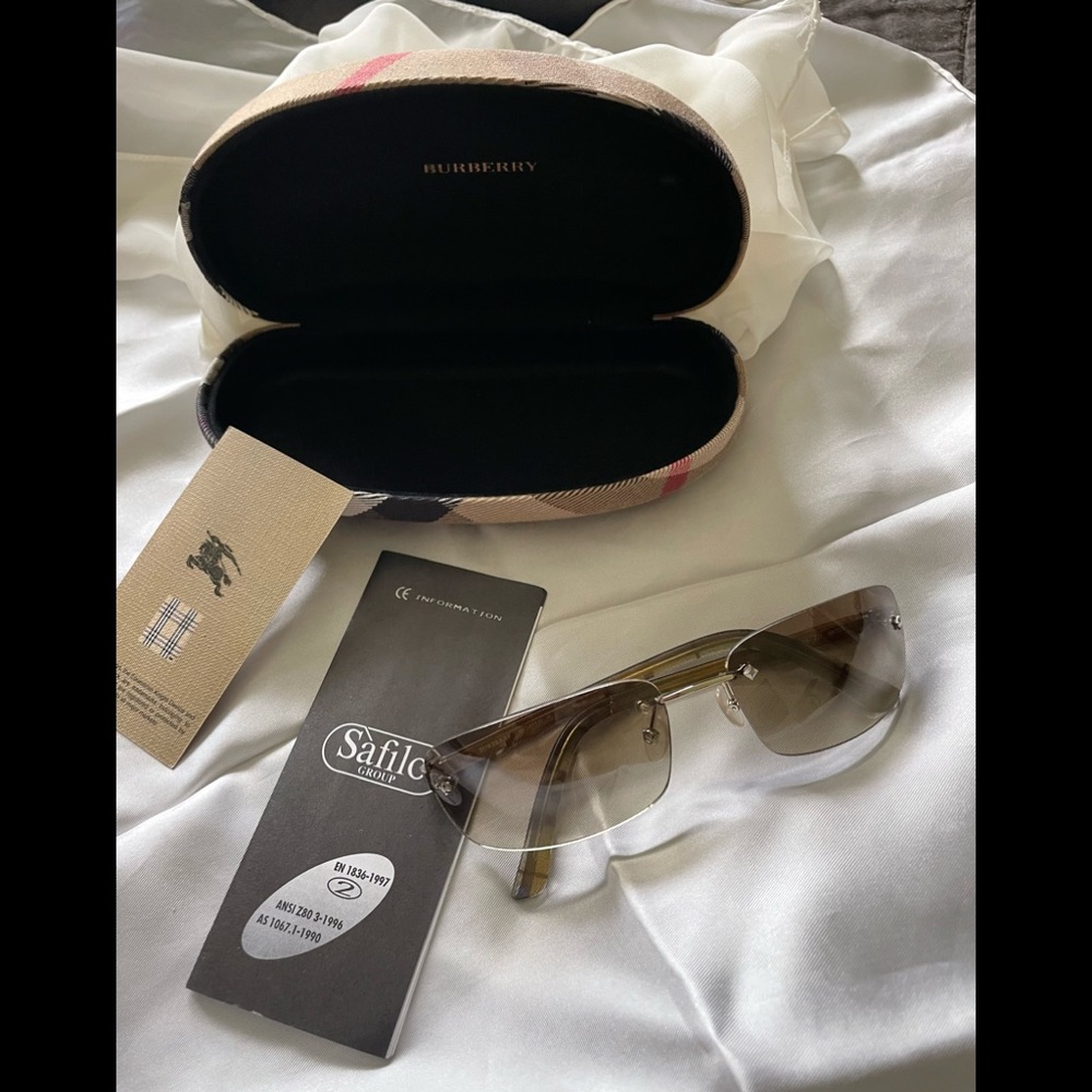 Burberry women’s no rim sunglasses